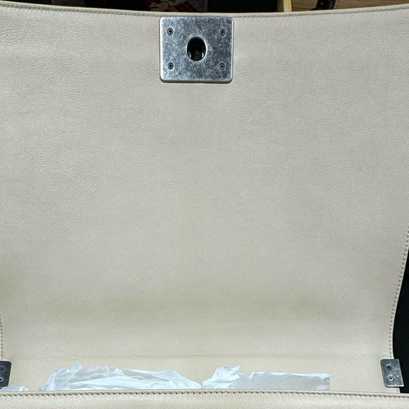 Large Chanel Boy Bag!!! - Picture 9 of 16